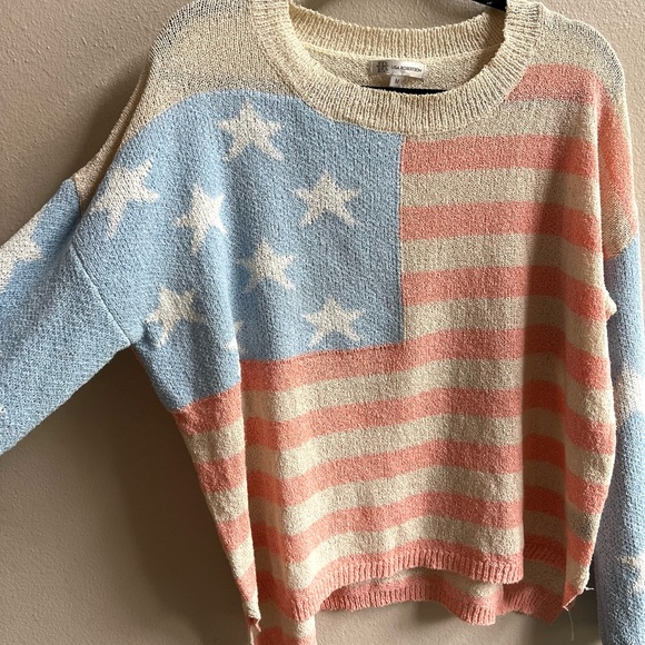 Lisa Robertson Pastel American Flag Pattern Knit Pullover Sweater Womens Medium - Picture 7 of 8